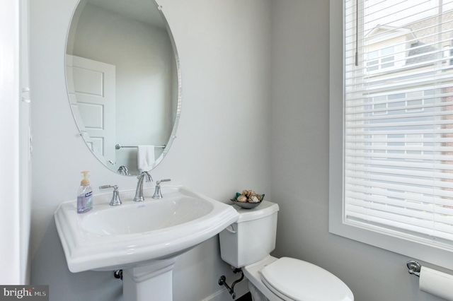 2350 WYETH ST, Silver Spring, MD 20906