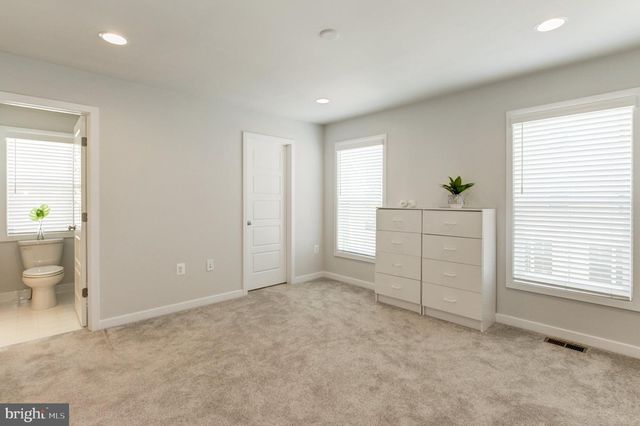 2350 WYETH ST, Silver Spring, MD 20906