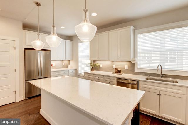 2350 WYETH ST, Silver Spring, MD 20906