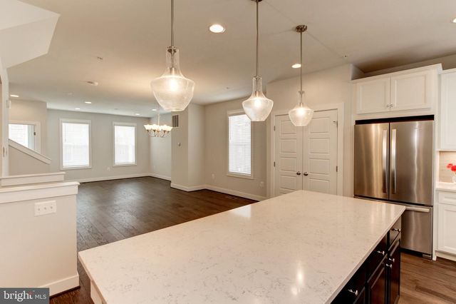 2350 WYETH ST, Silver Spring, MD 20906