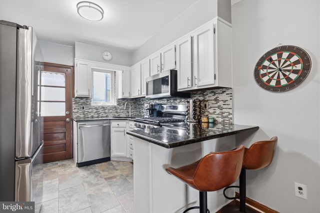 2836 S SYDENHAM ST, Philadelphia, PA 19145