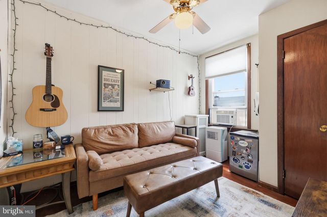 2836 S SYDENHAM ST, Philadelphia, PA 19145