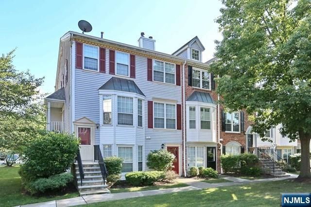 752 Pepperidge Road, Mahwah, NJ 07430