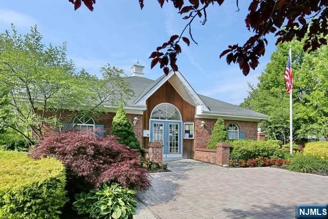 752 Pepperidge Road, Mahwah, NJ 07430