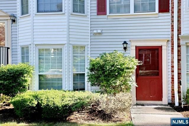 752 Pepperidge Road, Mahwah, NJ 07430