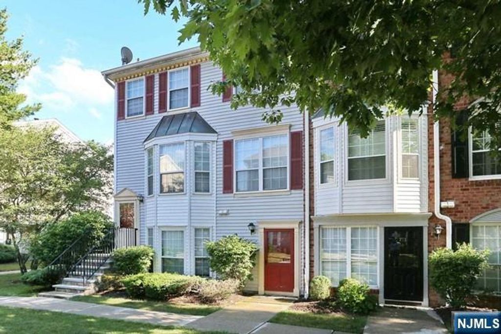 752 Pepperidge Road, Mahwah, NJ 07430