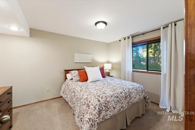12004 W Musket Dr, Boise, ID 83713