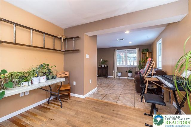 1511 Hausman Avenue, Salisbury Twp, PA 18103