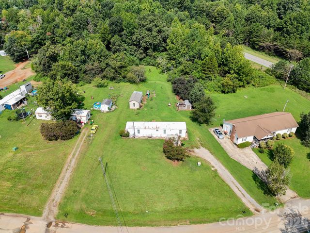 1433 Oakbrook Lane, Denver, NC 28037