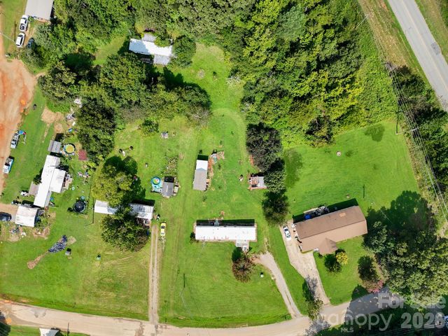 1433 Oakbrook Lane, Denver, NC 28037
