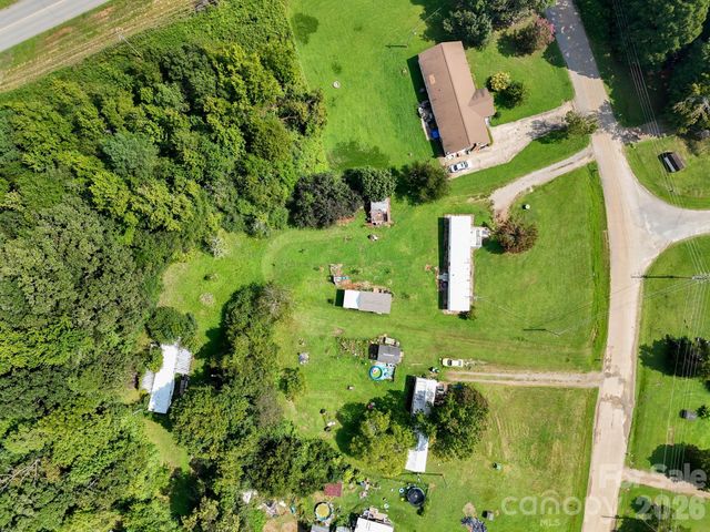 1433 Oakbrook Lane, Denver, NC 28037