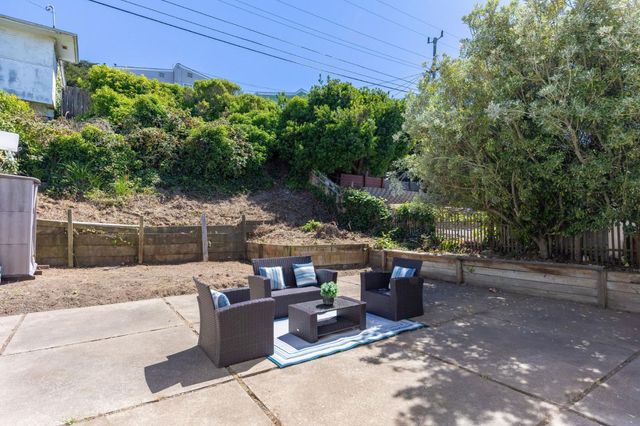 725 Clarinada Avenue, Daly City, CA 94015