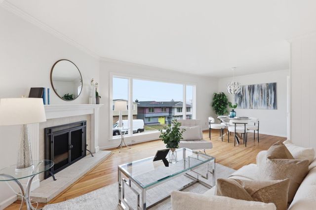 725 Clarinada Avenue, Daly City, CA 94015