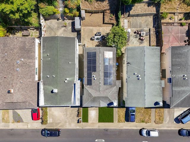 725 Clarinada Avenue, Daly City, CA 94015