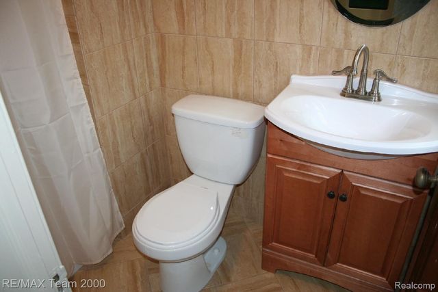 6801 Barrie Street, Dearborn, MI 48126