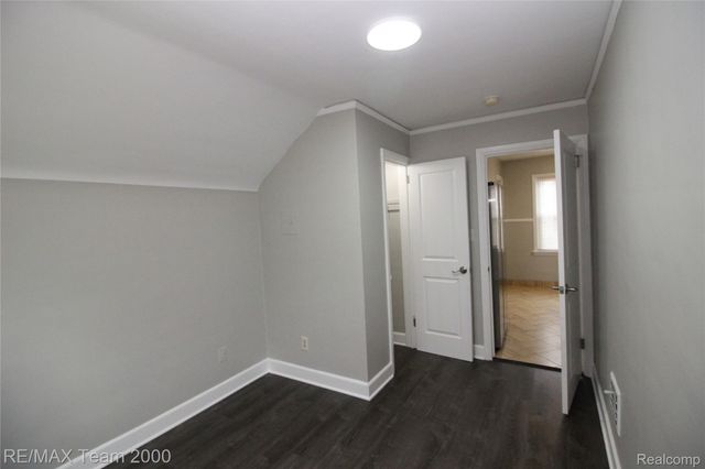 6801 Barrie Street, Dearborn, MI 48126