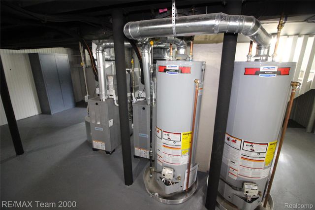 6801 Barrie Street, Dearborn, MI 48126