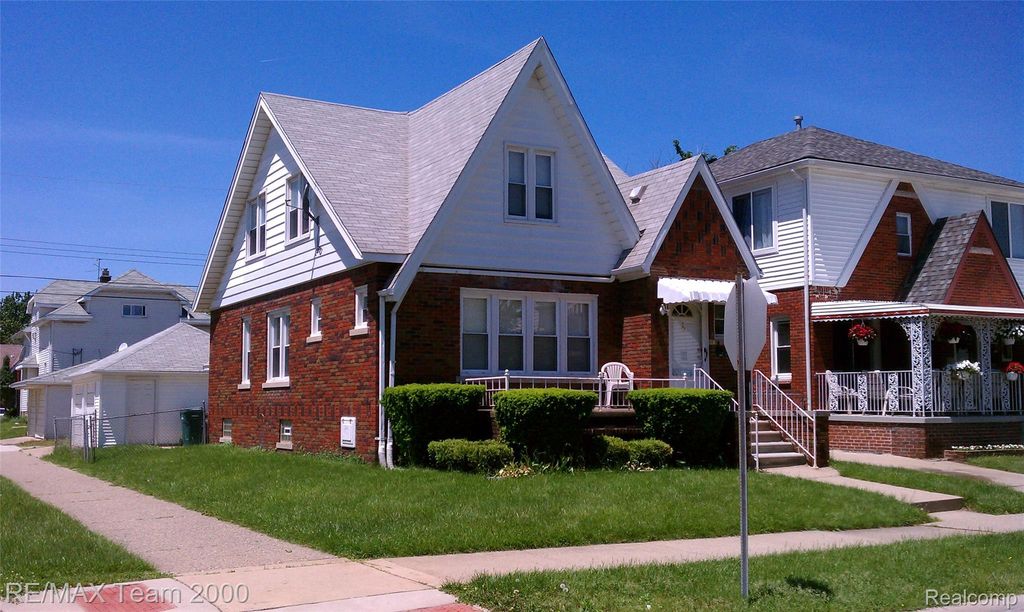 6801 Barrie Street, Dearborn, MI 48126