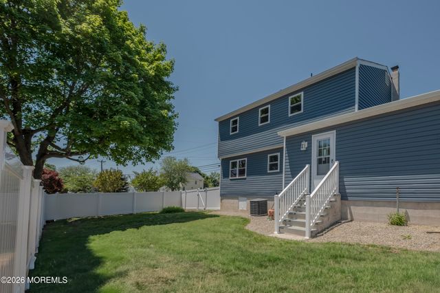125 N Shore Road, Marmora, NJ 08223