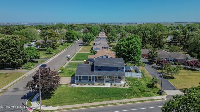 125 N Shore Road, Marmora, NJ 08223