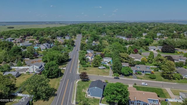 125 N Shore Road, Marmora, NJ 08223