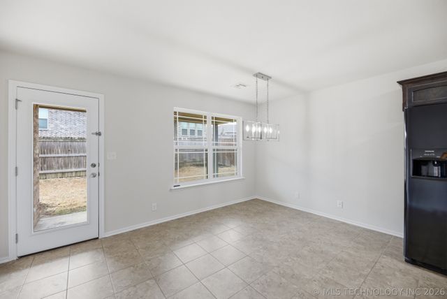 1470 W Burnham Avenue, Sapulpa, OK 74066