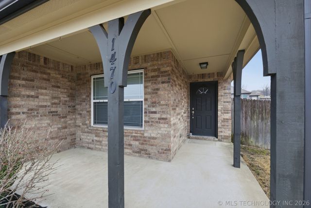 1470 W Burnham Avenue, Sapulpa, OK 74066