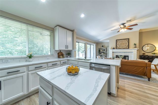2036 Signal Ridge Place, Rockwall, TX 75032
