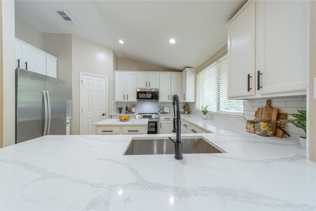 2036 Signal Ridge Place, Rockwall, TX 75032