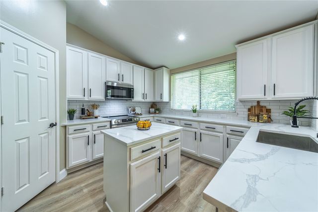 2036 Signal Ridge Place, Rockwall, TX 75032
