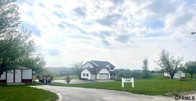 17987 S 228th Street, Gretna, NE 68028