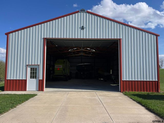 17987 S 228th Street, Gretna, NE 68028