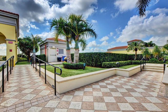 701 S Olive Avenue 1506, West Palm Beach, FL 33401