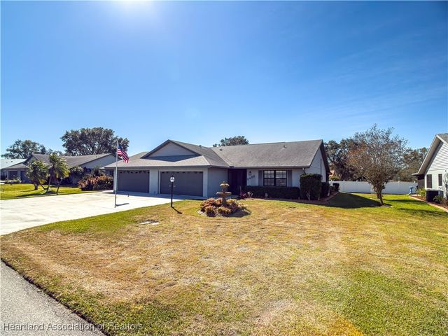 2486 N Orangewood Street, Avon Park, FL 33825