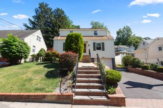 692 PASSAIC AVE, Kearny, NJ 07032