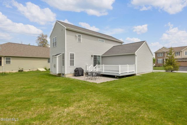 49 Buckingham Lane, Cohoes, NY 12047