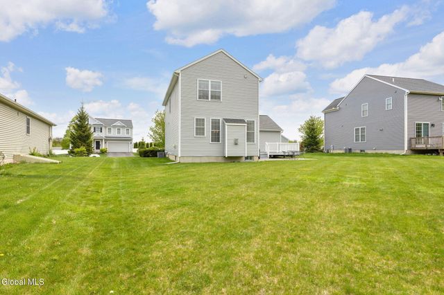 49 Buckingham Lane, Cohoes, NY 12047