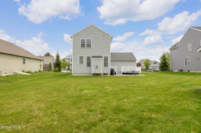49 Buckingham Lane, Cohoes, NY 12047