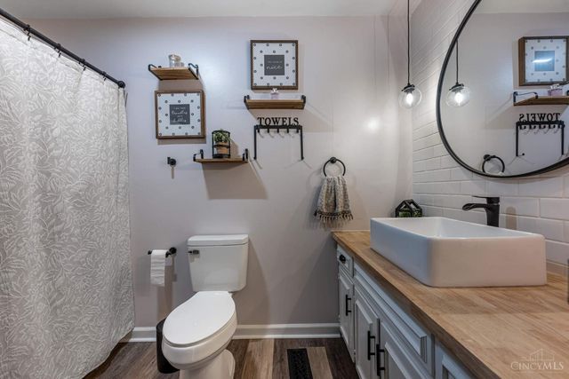 515 Cranewood Drive, Trenton, OH 45067