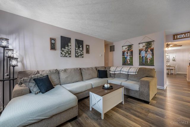 515 Cranewood Drive, Trenton, OH 45067