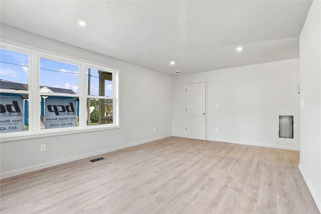 61 Smart Street, Providence, RI 02904