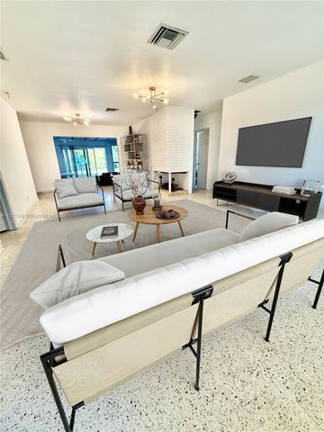 4449 SW 35th Ave, Dania Beach, FL 33312