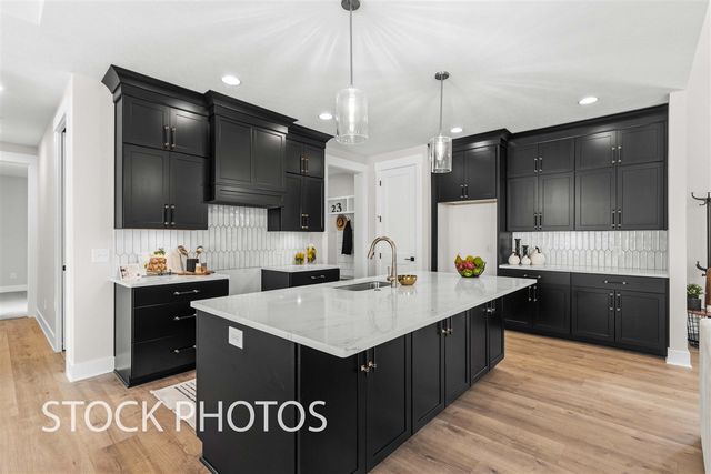 8137 W Pq Avenue, Kalamazoo, MI 49009