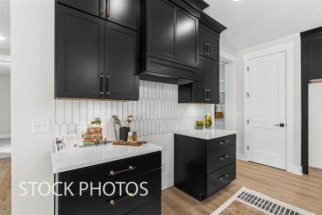 8137 W Pq Avenue, Kalamazoo, MI 49009