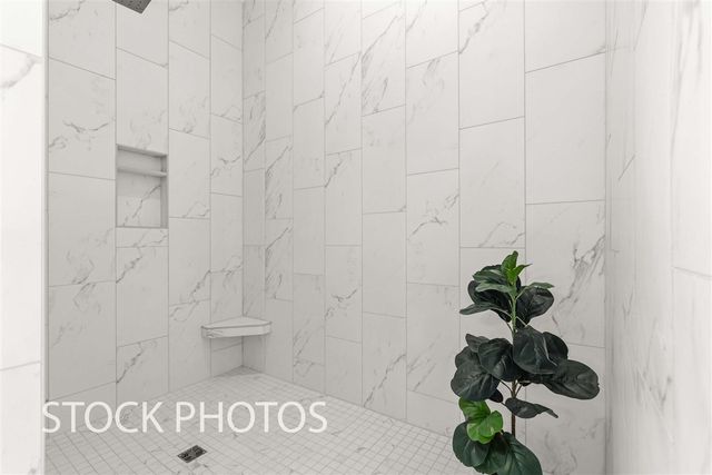 8137 W Pq Avenue, Kalamazoo, MI 49009