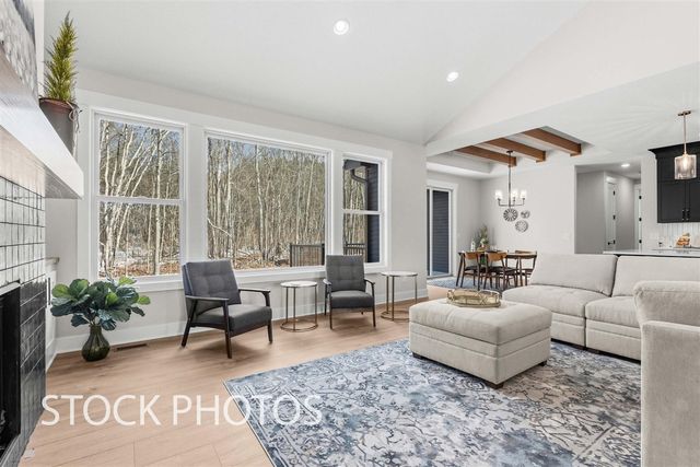 8137 W Pq Avenue, Kalamazoo, MI 49009