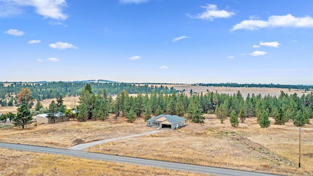 15389 N Ritchey Rd, Nine Mile Falls, WA 99026