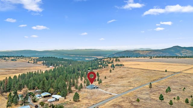 15389 N Ritchey Rd, Nine Mile Falls, WA 99026