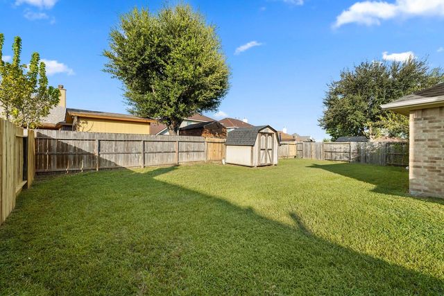 9030 Sable Terrace Lane, Houston, TX 77044