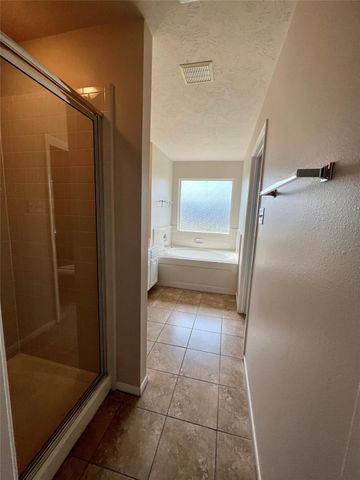 7535 Park Bend Lane, Pasadena, TX 77505